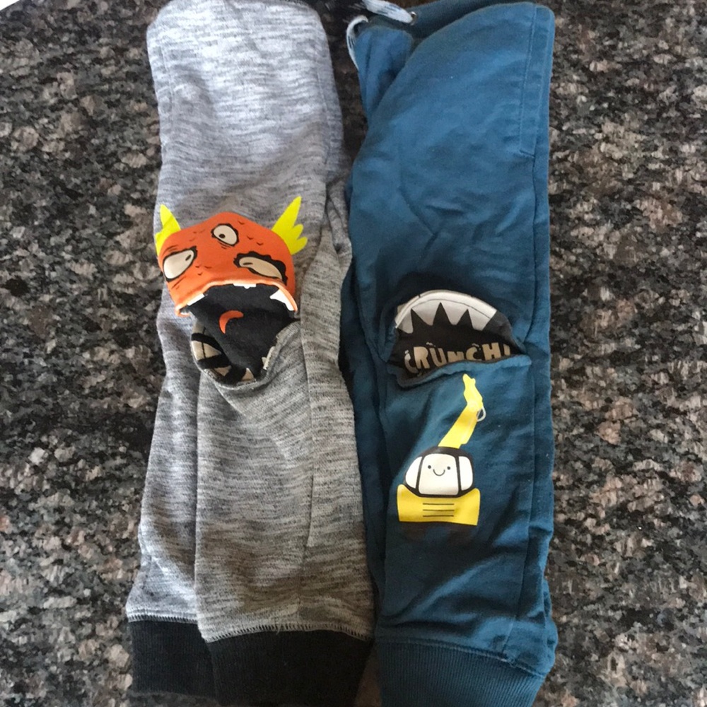 Cat & jack Boy Sweatpants Size 4T SET OF 2